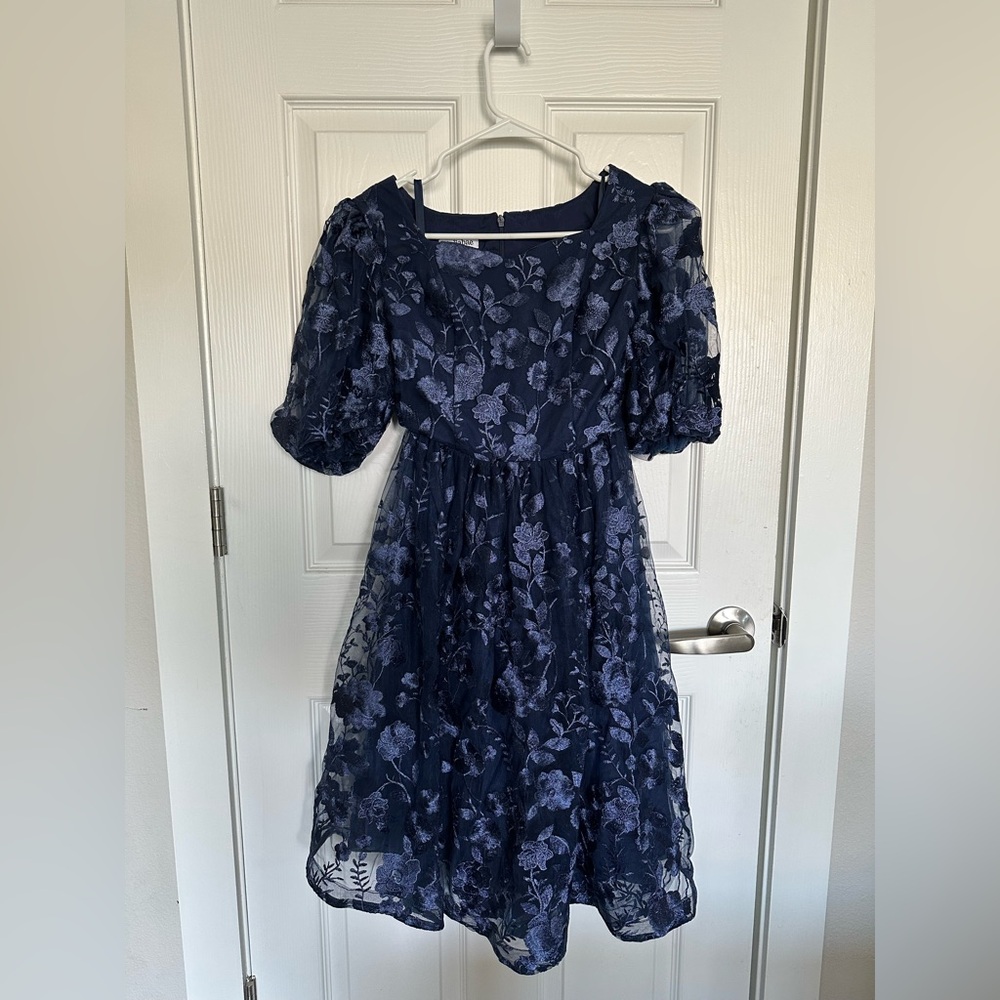 NoliaBae navy floral embroidered dress - SIZE 4
